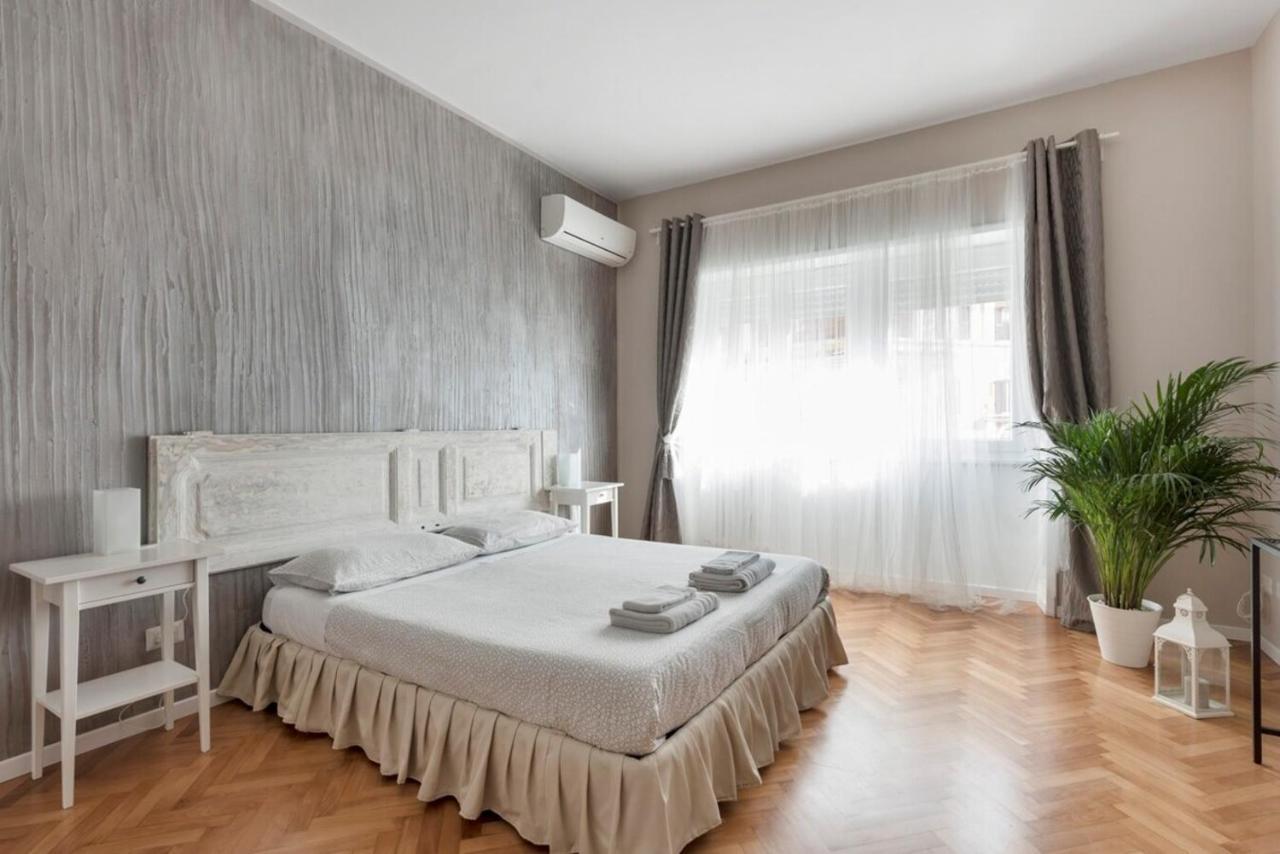 Regina Luxury Flat Daire Roma Dış mekan fotoğraf
